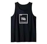 Este llamativo diseño combina elementos de la rica historia, cultura y belleza natural de Washington, creando una pieza única que seguramente llamará la atención y despertará conversaciones.