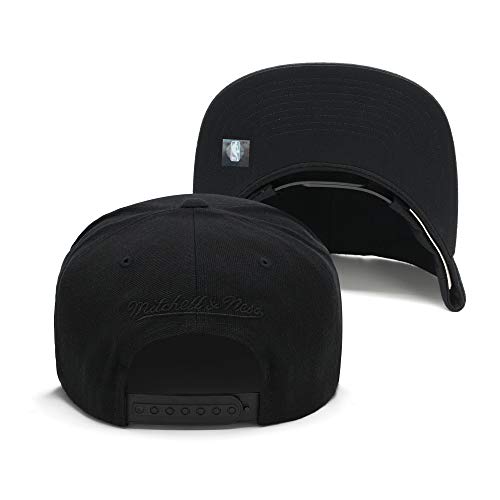 Mitchell & Ness Chicago Bulls Snapback Hat For Men - Black/Brown Leather - Basketball Cap For Men #TOP1