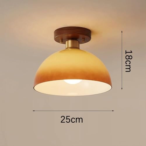 Plafonnier chic en verre ambré pour sublimer un plafond bas