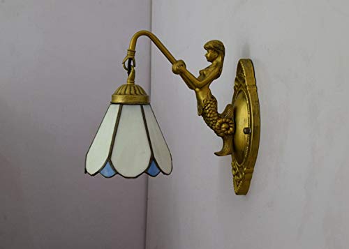 Applique murale vitrail rouge moderne pour illuminer une allée sombre
