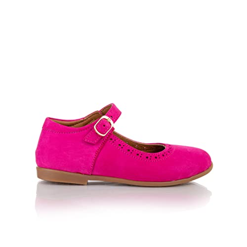 Chaussures en cuir pour filles : l'élégance chic pour les grands événements