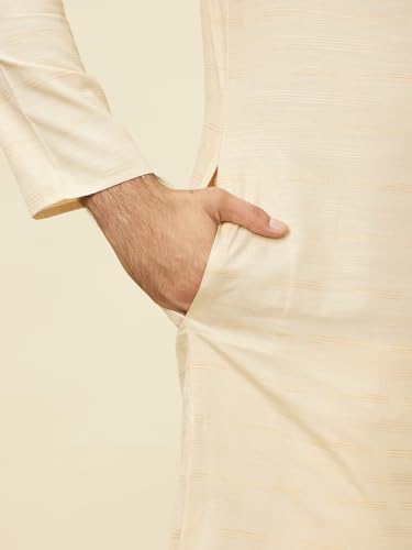 Image of Manyavar Men's Self Design Kurta Pajama Set (2pcs)