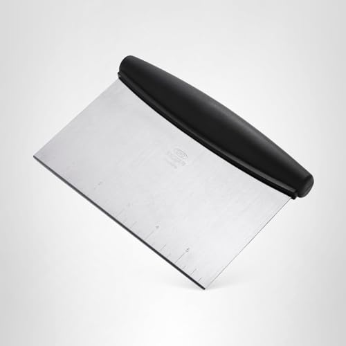 OXO Good Grips Stainless Steel Multi-Purpose Scraper & Chopper, Dough Cutter for Pizza, Bread and Cookie Dough, Multi-Purpose Vegetable Chopper, Dishwasher-Safe Kitchen Essential