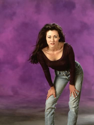 ART.COM Wall Photographic Print SHANNEN DOHERTY. Beverly Hills, 90210" [1990].,