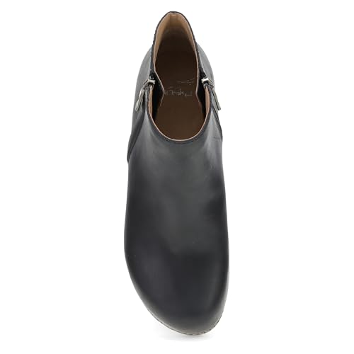 Image of Dansko Women's Lizanne Bootie