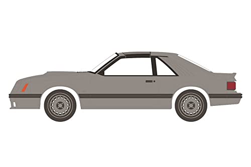 ModelToyCars 1982 Ford Mustang GT 5.0 plata metálico 1/64 miniatura 2