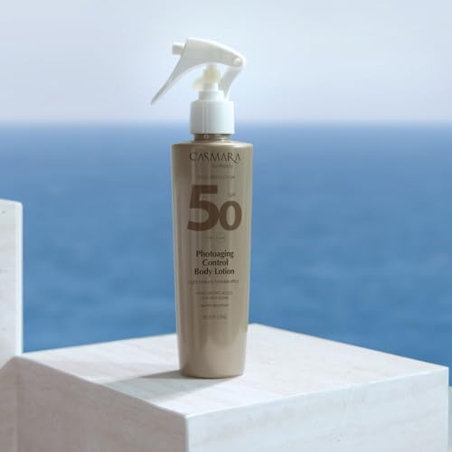 CASMARA - Loción Protector Solar Facial 50 SPF con Acido Hialuronico, Crema Hidratante con Protección contra Rayos UVA/UVB, Apta Para Todo Tipo de Piel, Ingredientes con Origen Natuales, Alga Dorada - imagen 3