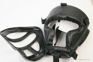 E-BOGU Head Guard in PVC (Removable Mask), L