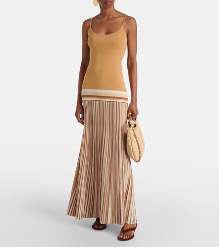 Women's Thong Wedge Heeled Sandals Slip On Flip Flop Slippers Leather & Suede Open Round Toe Fashion Dress Party Sandals Black Brown3