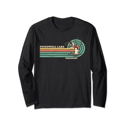 Vintage Retro Summer Fishing Wisconsin Petenwell Lake Long Sleeve T-Shirt