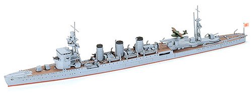 Croiseur Leger Kinu Tamiya résolvez le défi d'une maquette navale ultra détaillée à l'échelle 1/700