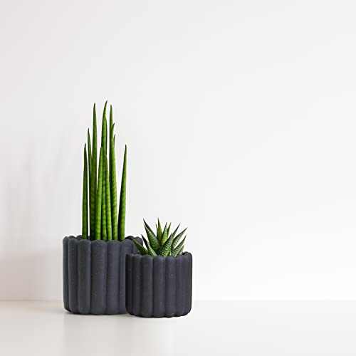 Olly & Rose Ios Vertical Striped Plant Pot, Charcoal Speckled Ceramic Planters - Image 2