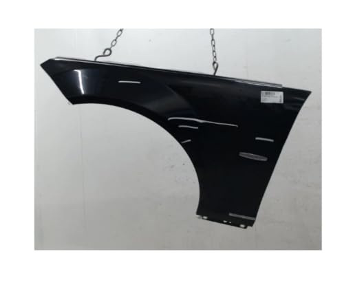 Aile avant gauche Mercedes Classe C pour réparer carrosserie W204