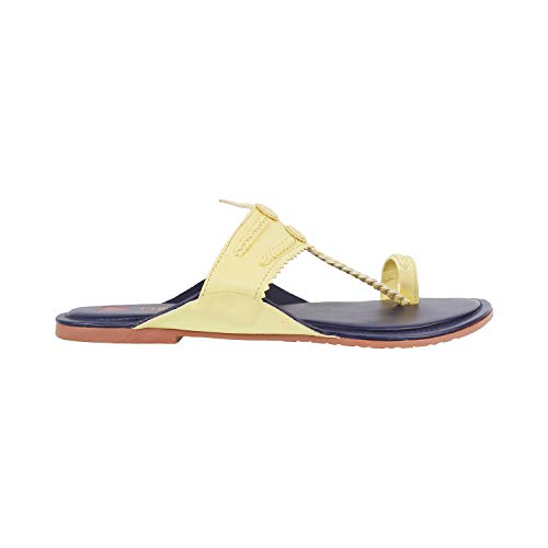 Image of Metro Women's Gold Leather Stylish Fashion Kolhapuris