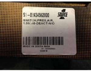 York 143132 S1-024-34562-000 1.05/.40-DEACT N/O PRESSSWITCH