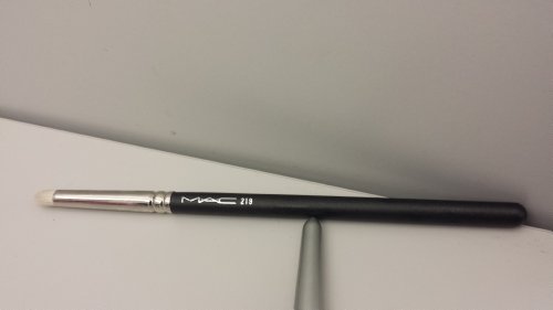MAC Cosmetics #219 Pencil Brush