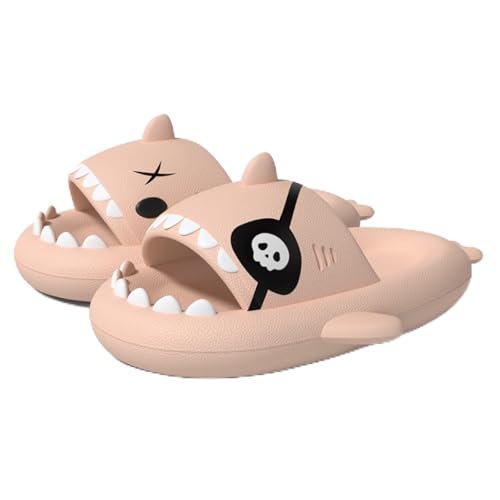 Pantoufles requin pirate antidérapantes et super douces pour un confort maximal à la maison