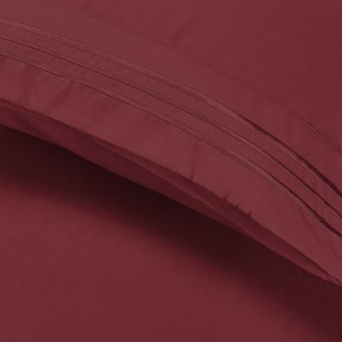 Image of Elegant Comfort Luxury Ultra-Soft 2-Piece Pillowcase Set 1500 Thread Count Egyptian Quality Microfiber Double Brushed-100% Hypoallergenic-Wrinkle Resistant, Standard /Queen Size, Burgundy