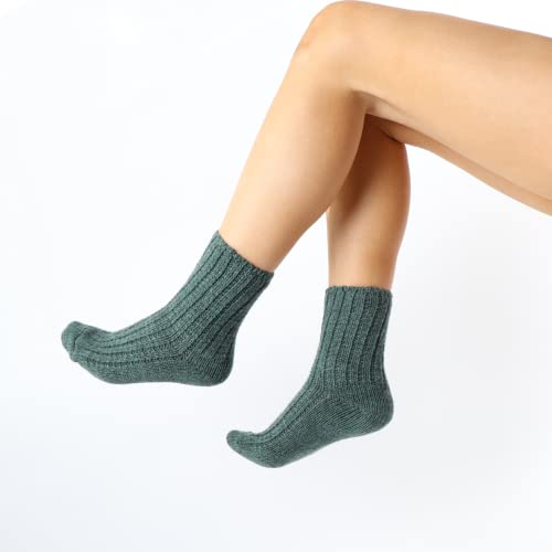 Image of Pretty Polly Women's Chunky Knit Lounge Sock