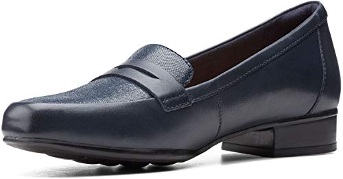 Image of Clarks Womens 26153195 Burgundy Loafer
