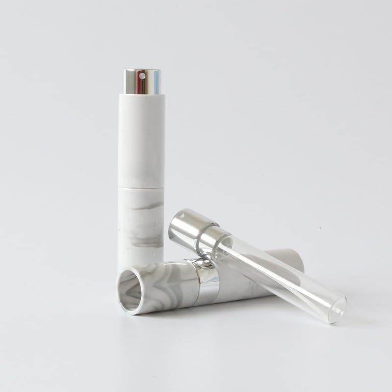 Mini Bottiglie di Profumo da Viaggio, Atomizzatore di Profumo 2 Pezzi 10ML Mini Profumo Spray Bottiglia Vuota Custodia in plastica Fodera in Vetro Ricaricabile Modello in Marmo da Viaggio Contenitore