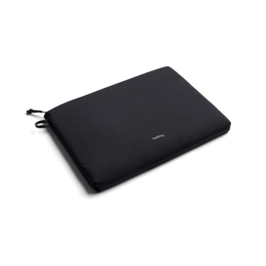 Bellroy Lite Laptop Sleeve, 16-inch Padded Cover - Black
