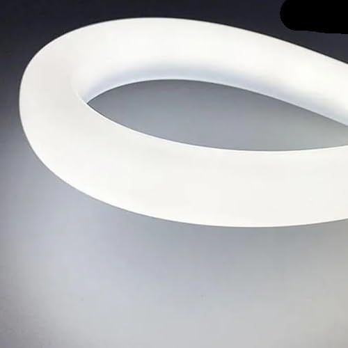 Tuyau minimaliste lustre finitions dorées éclairage design
