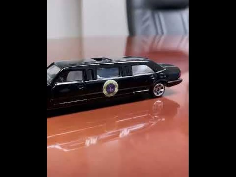 RARON PRESIDENTIAL LIMOUSINEのミニカー Presidential Limousine Black with Sunroof 