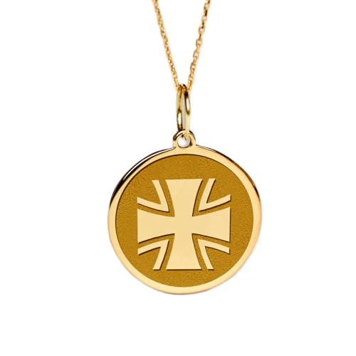 Pendentif croix orthodoxe élégant à porter au quotidien sur une chaîne de 45 cm