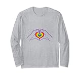 Celebrating Diversity Colorful Heart | Rainbow-Retailers Manga Larga