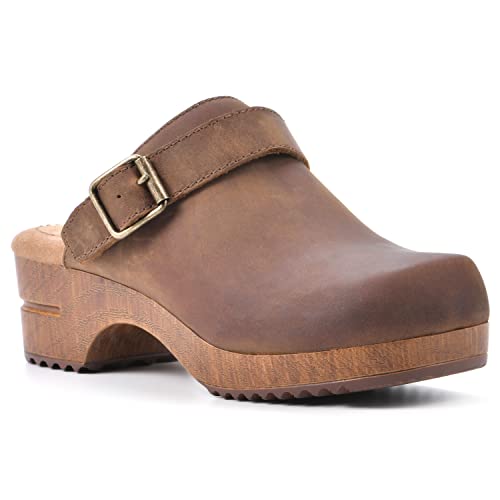 Image of WHITE MOUNTAIN Shoes Being Leather Footbeds Clog