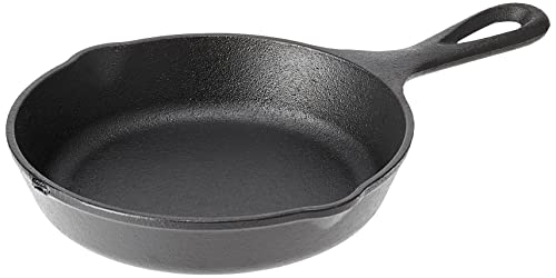 Lodge Wildlife Series - 6.5" Cast Iron Skillet with Wolf Scene by Lodge - Used condition - US$13.78
