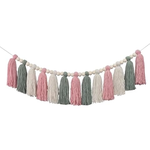 Guirlande de pompons DrCor Cover