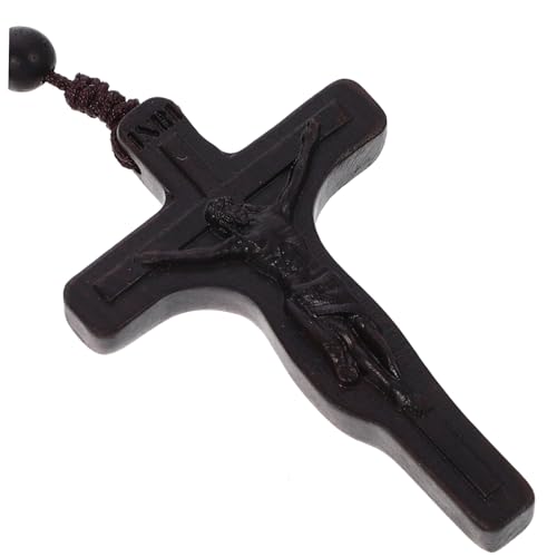 Collier croix en perles légères pour éviter les irritations de peau