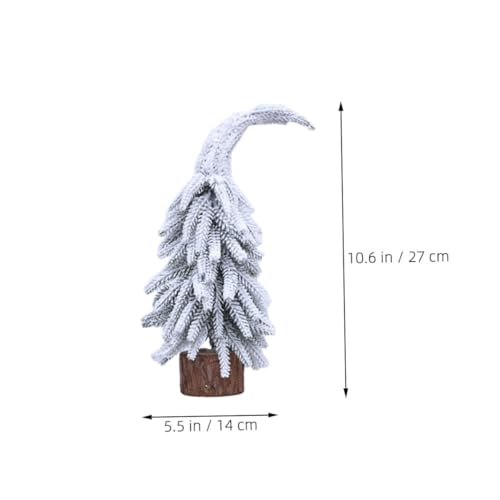 Árbol de Navidad pequeño de pino DIYEAH para espacios reducidos sin perder el espíritu invernal 3