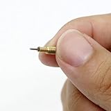 Le lot est disponible en deux paquets : le colis 1 comprend 10 poinçons remplaçables, tandis que le colis 2 comprend 50 poinçons à goupilles remplaçables.