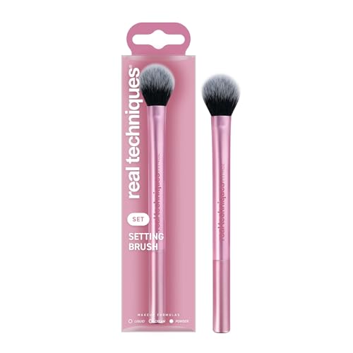 Real Techniques Setting Brush With Ultra Plush Custom Cut Synthetic