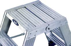 Svelt Scala Alluminio 5 gradini Antisivolo, Professionale con Piattaforma Maggiorata Due Tronchi di Salita Robusta e Piedini Antisdrucciolo