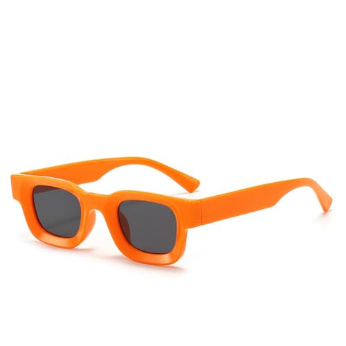 Lunettes de soleil rétro à petite monture pour terrasses urbaines et festivals d'été