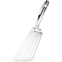 KSENDALO Metal Fish Spatula Stainless Steel Egg Turner, Very Thin but Sturdy Flexible Flipper for Flipping Delicate Fish, Pancakes and Bacon, Dishwasher Safe Kitchen Utensil