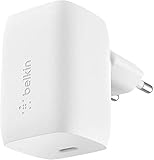 Carga un MacBook Pro de 0 al 50 % en 60 minutos** con un cargador que es un 53 % más pequeño que los cargadores estándar*