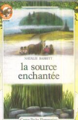 Source enchantee (La): - JUNIOR [French] 2081619067 Book Cover