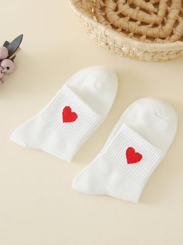 Image of Milumia Women's 2 Pairs Cute Heart Print Ankle Socks Comfort Low Cut No Show Lovely Design Socks