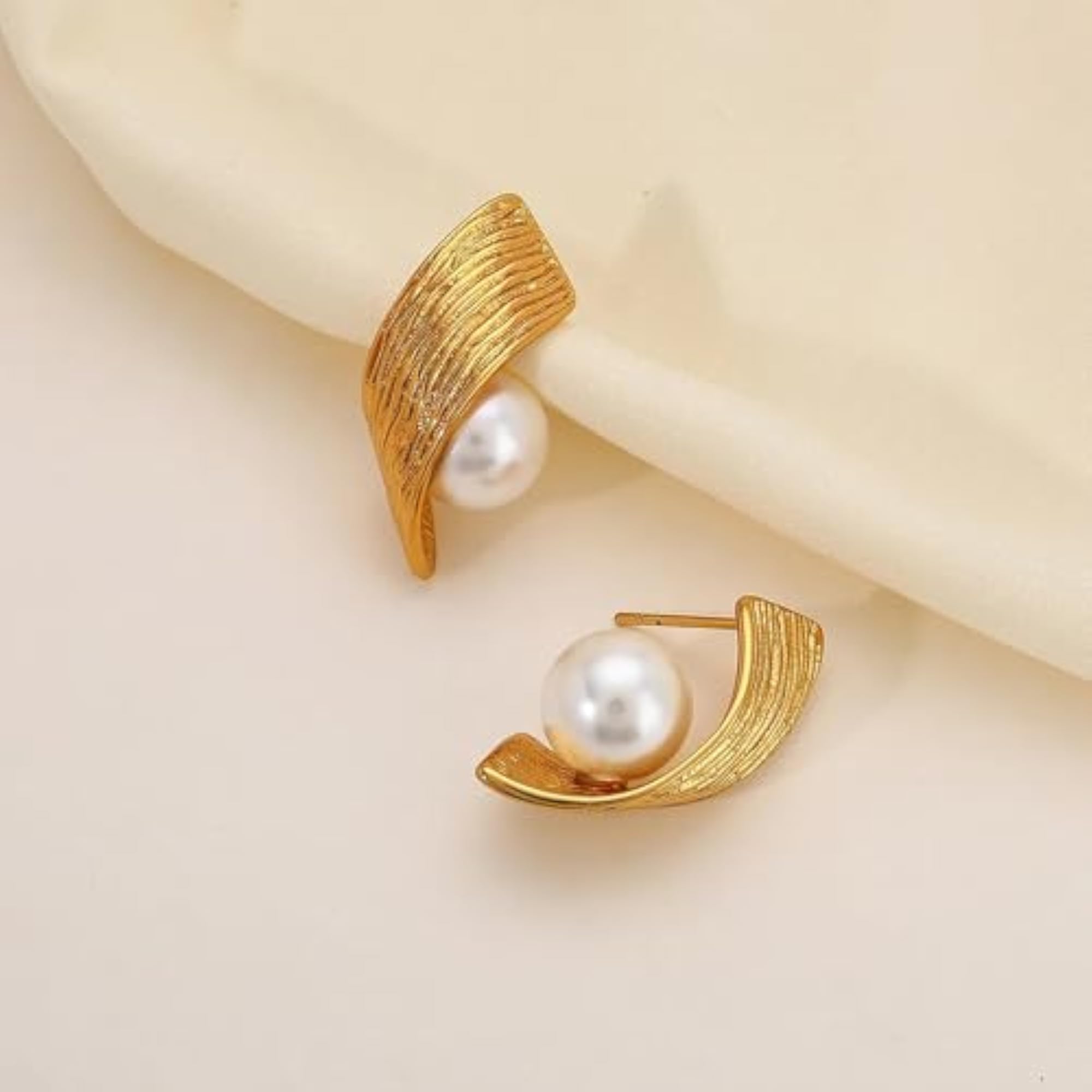 Women's Stylish Plated Stud Earrings Set, Western Design
