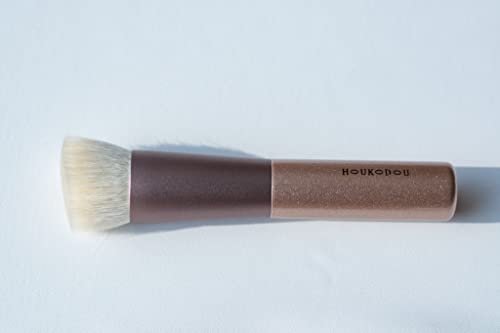 HOUKODOU BZ-2 Foundation Brush Finest Makeup Brush for Liquid, Cream, and Powder from Japan Brush Maker