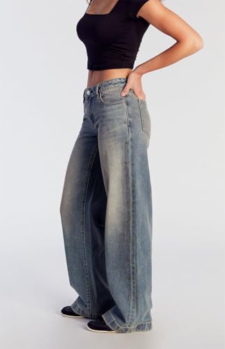 PacSun Women's Casey Low Rise Baggy Jeans Star Stud2