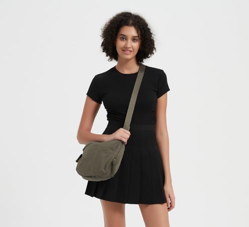 Image of GRPKSSIB Nylon Crescent Bag Hobo Crossbody Bags Casual Sling Bag Slouchy Shoulder Bags Travel Messenger Bag for Women Men