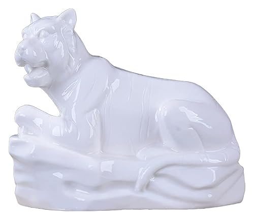 Statue animalière blanche en céramique pour rompre la monotonie d'une bibliothèque vide