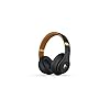 Beats Studio3 Wireless Over-Ear Headphones The beats Skyline Collection – Midnight Black (Renewed)