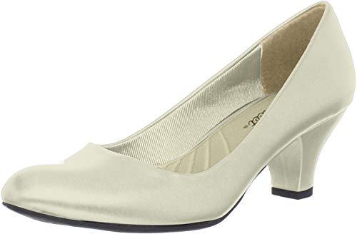 Easy Street Women's Fabulous Round Toe Dress Pump, Bone, 6 X-Wide